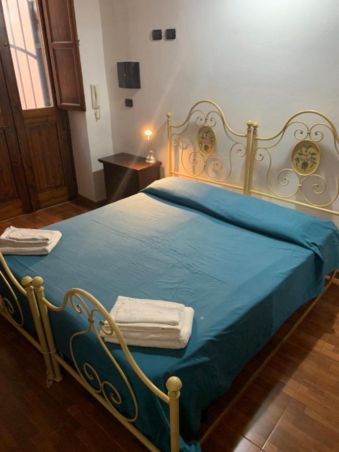 シラクーサ La Casa Al Castello Maniaceヴィラ エクステリア 写真